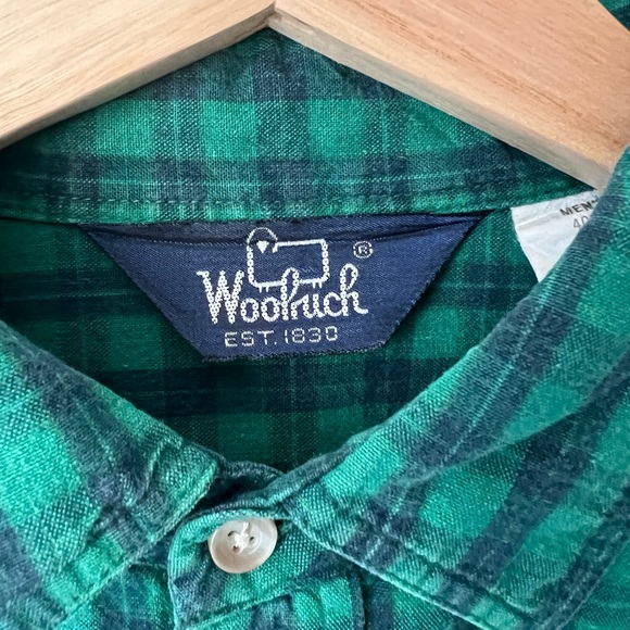 WOOLRICH 80s vintage size medium navy and green plaid cotton button down - Picture 4 of 5